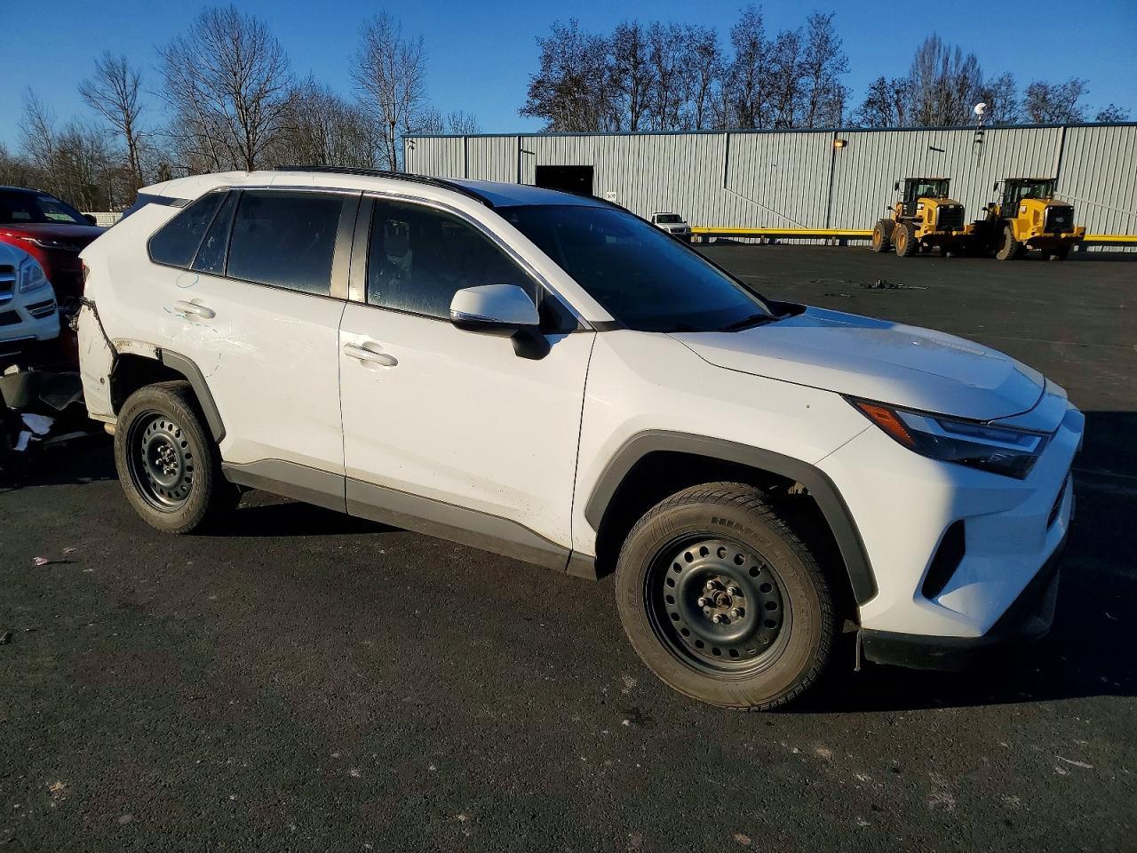 2022 Toyota Rav4 Xle - zdjęcie 4