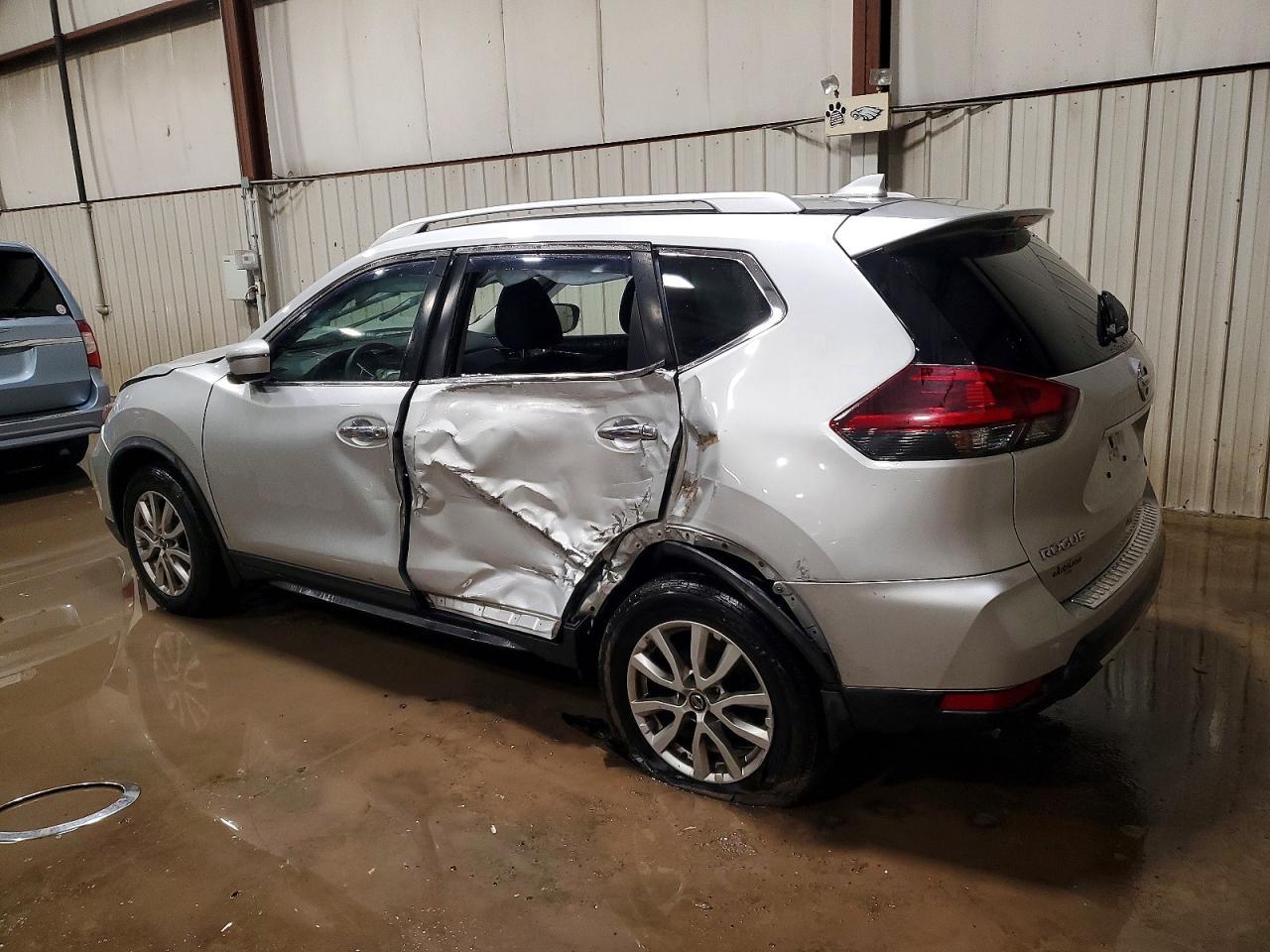 2020 Nissan Rogue S - zdjęcie 2