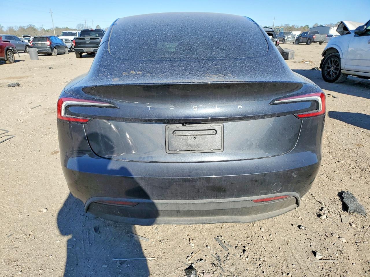 2025 Tesla Model 3 - zdjęcie 6