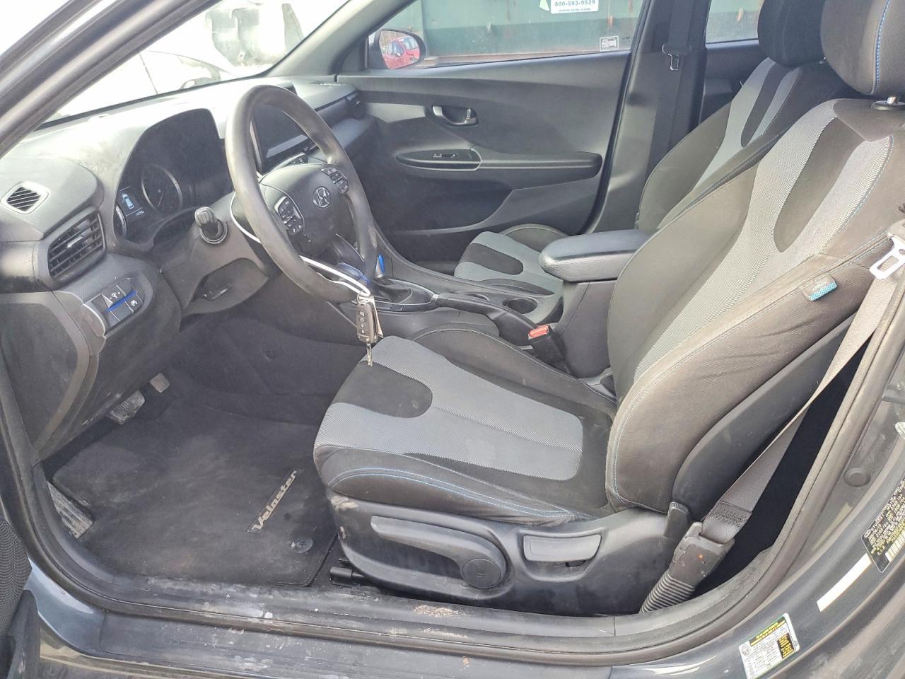 2019 Hyundai Veloster Base - zdjęcie 7