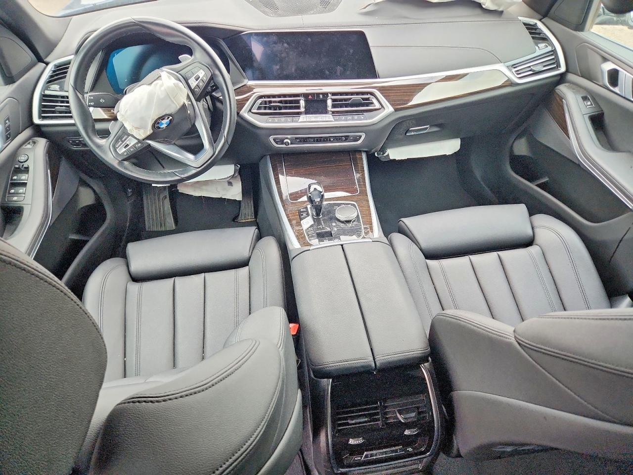 2021 BMW X5 xDrive40I - zdjęcie 8