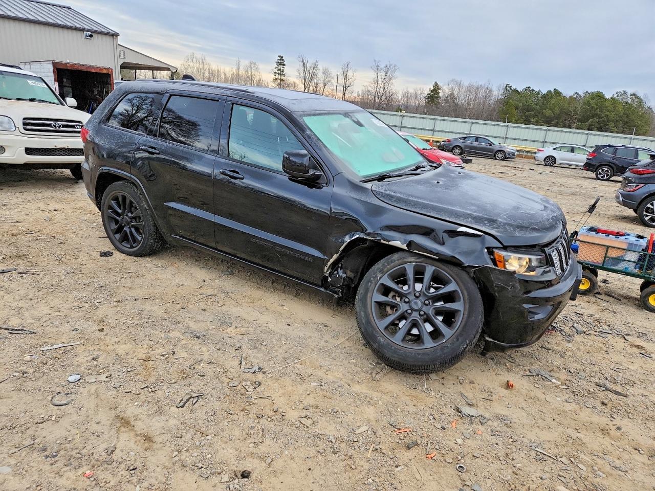2018 Jeep Grand Cherokee Laredo - zdjęcie 4