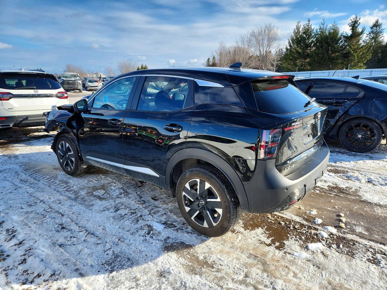 2025 Nissan Kicks Sv - zdjęcie 2