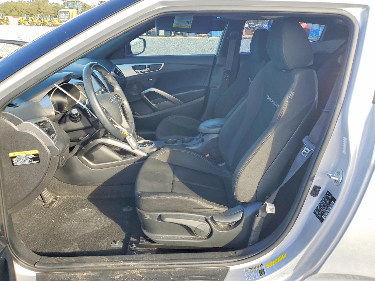 2017 Hyundai Veloster - zdjęcie 7