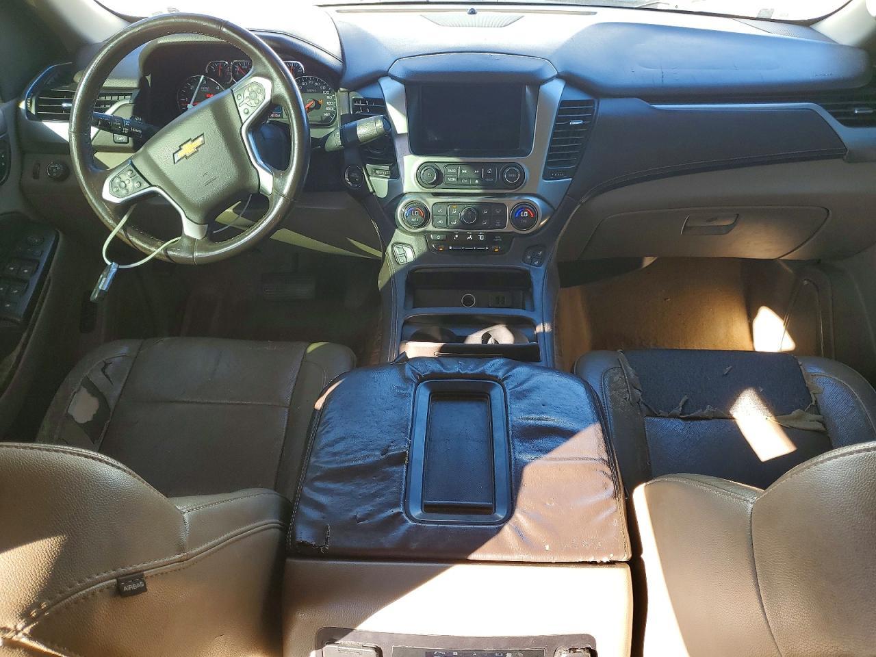 2015 Chevrolet Suburban C1500 Ltz - zdjęcie 8