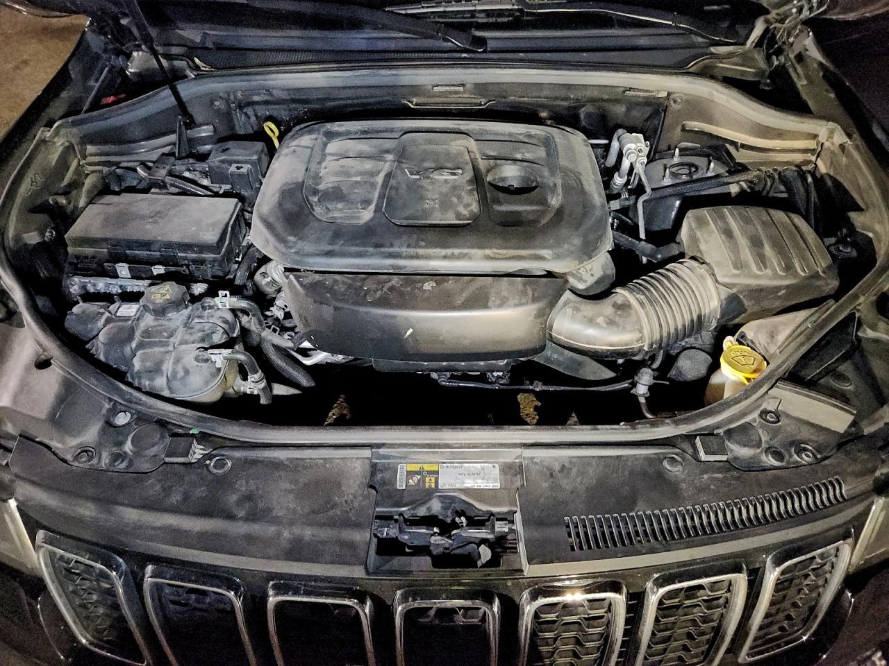 2021 Jeep Grand Cher - zdjęcie 11
