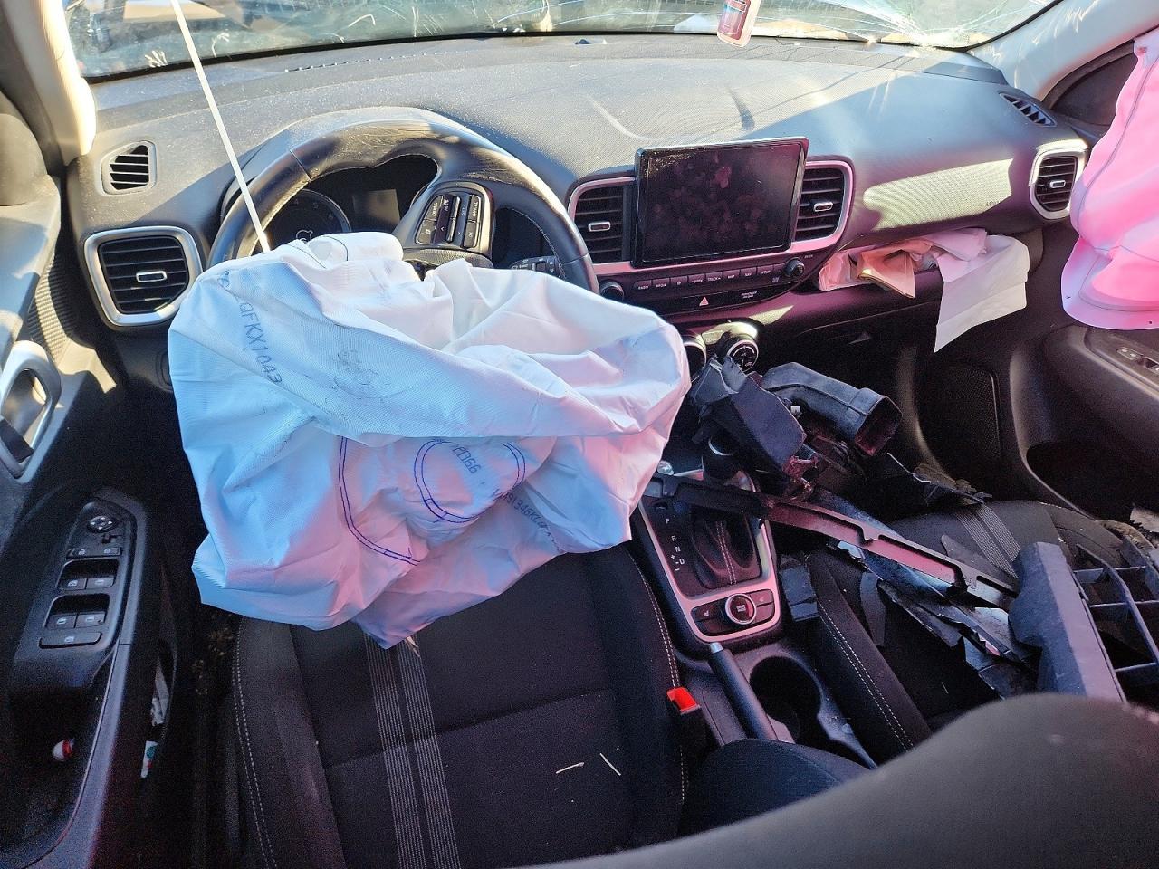 2021 Hyundai Venue Sel - zdjęcie 8