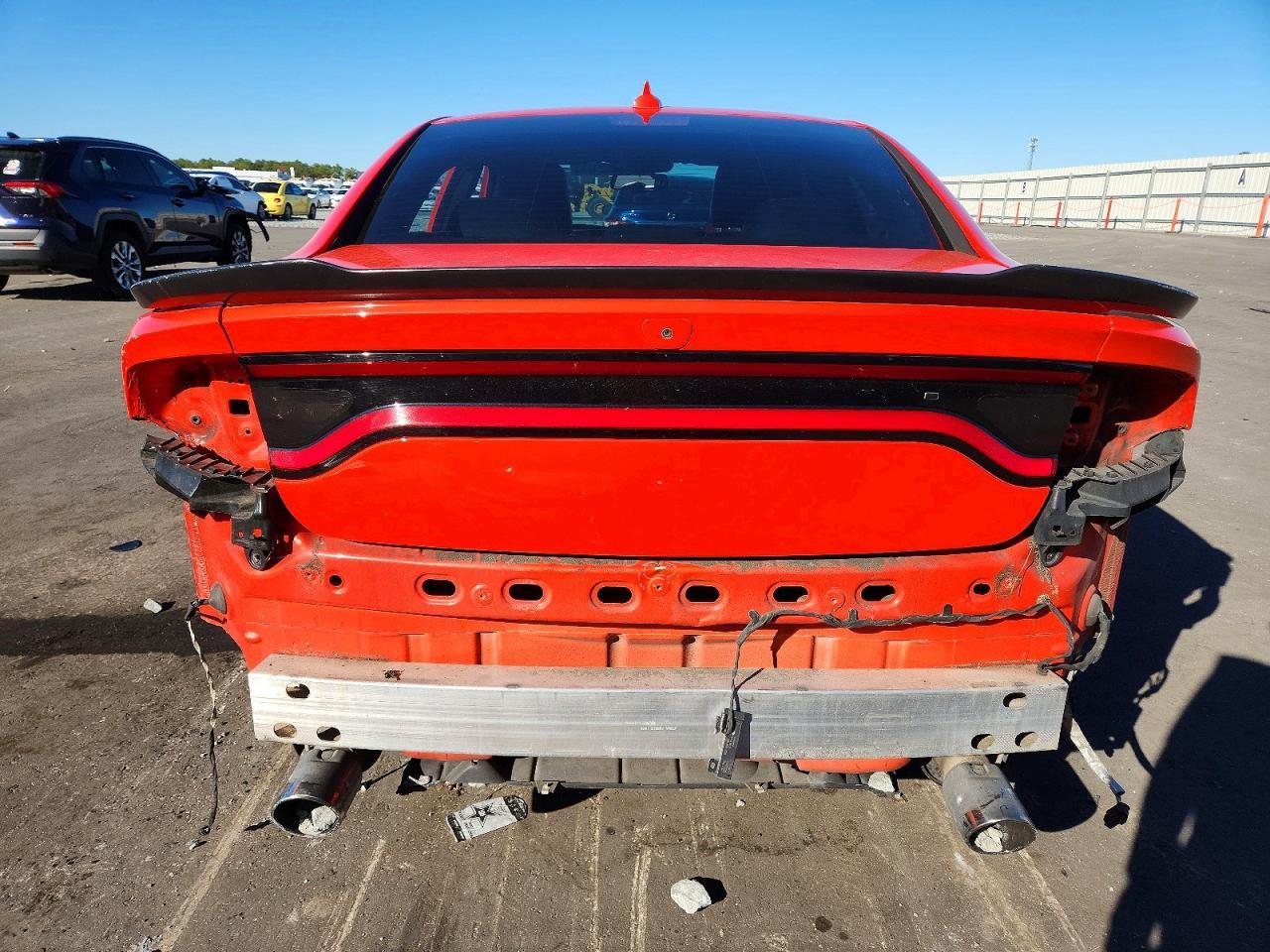 2016 Dodge Charger R/T Scat Pack - zdjęcie 6
