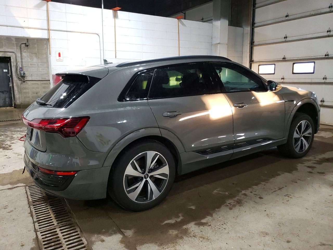 2024 Audi Q8 E-Tron Premium - zdjęcie 3