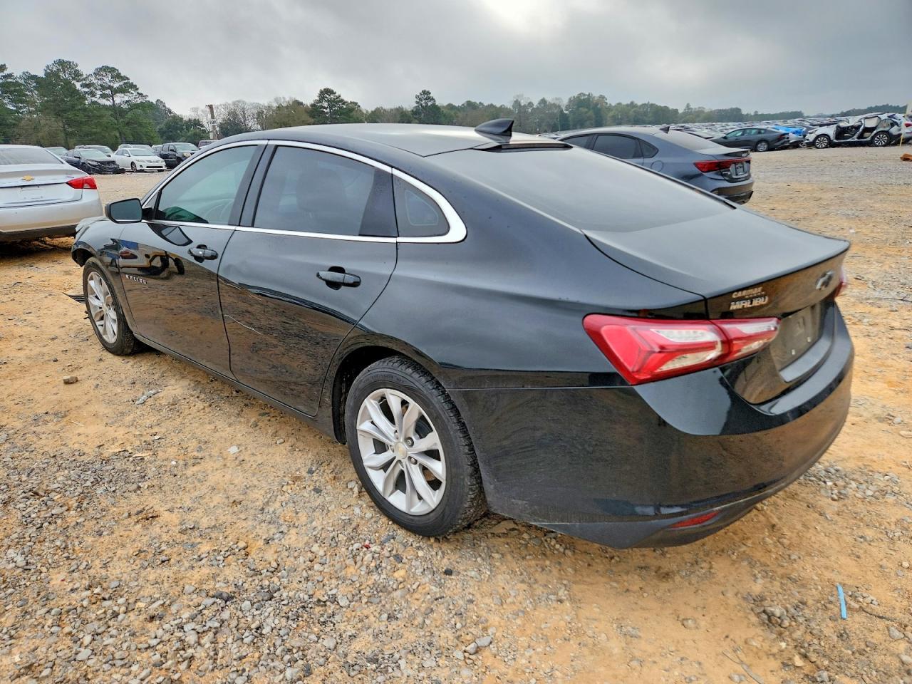 2022 Chevrolet Malibu Lt - zdjęcie 2
