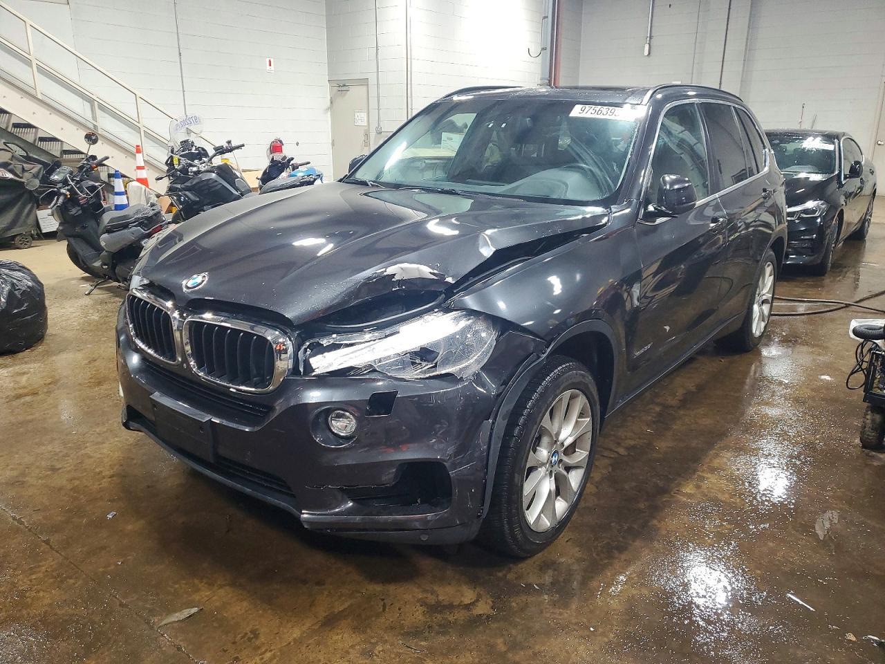 2016 BMW X5 xDrive35I - zdjęcie główne