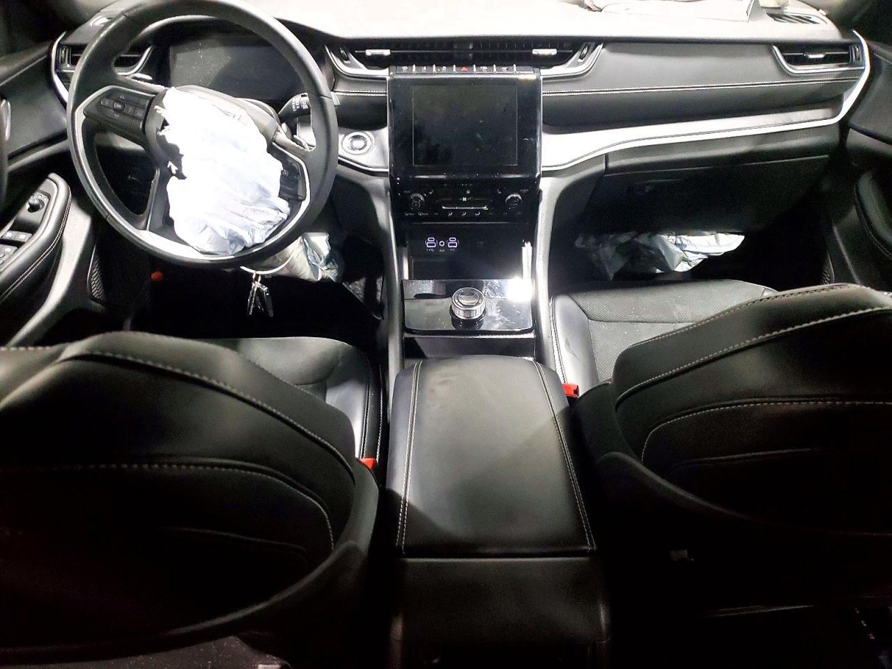 2024 Jeep Grand Cherokee Laredo - zdjęcie 8