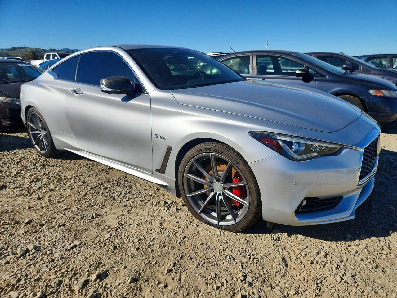 2020 Infiniti Q60 Red Sport 400 - zdjęcie 4