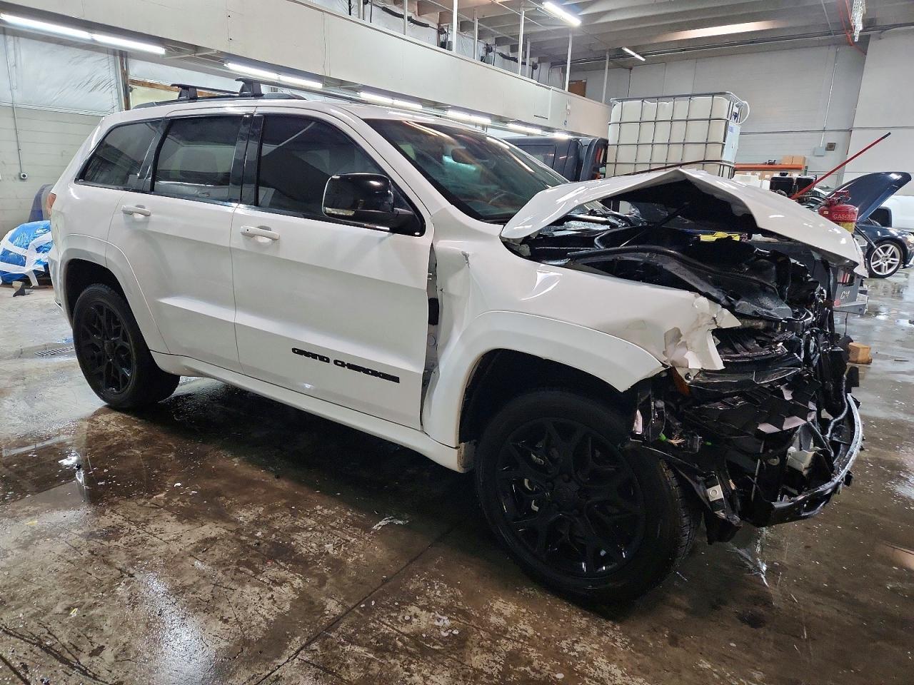 2021 Jeep Grand Cherokee Limited - zdjęcie 4