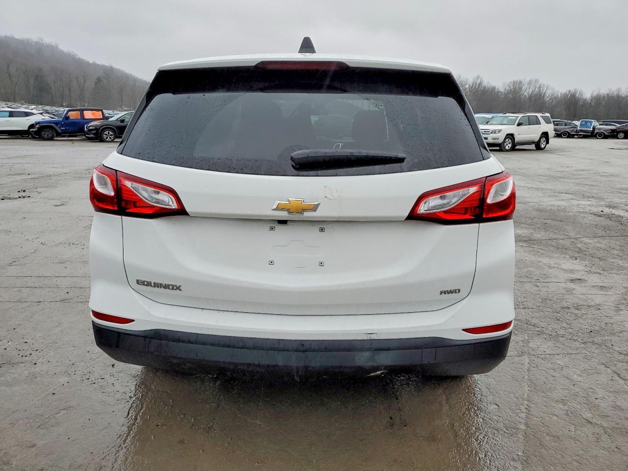 2020 Chevrolet Equinox Ls - zdjęcie 6