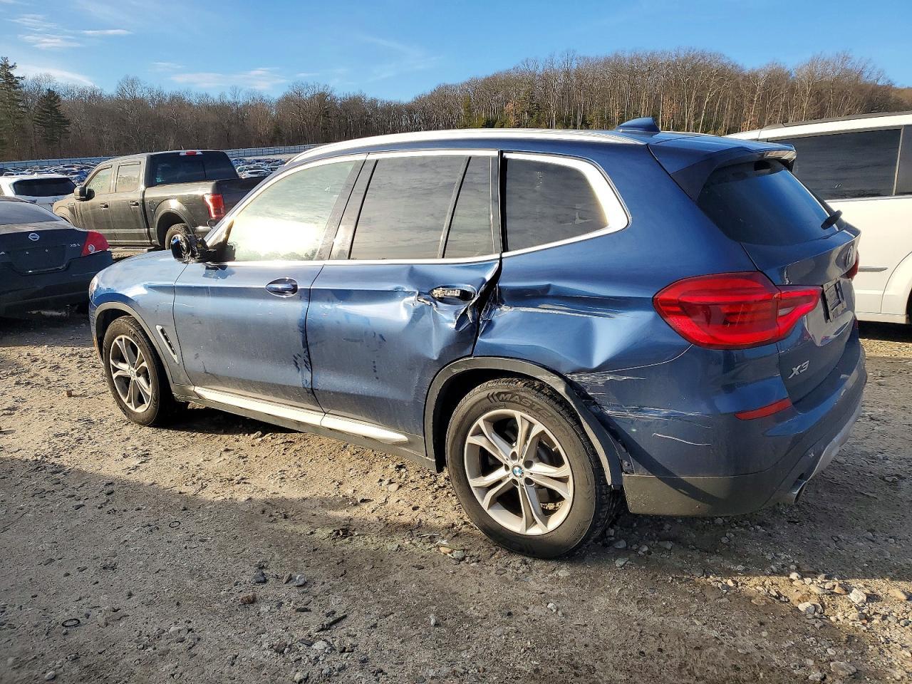 2018 BMW X3 xDrive30I - zdjęcie 2