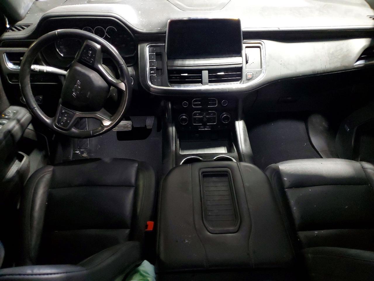 2021 Chevrolet Tahoe K1500 Z71 - zdjęcie 8