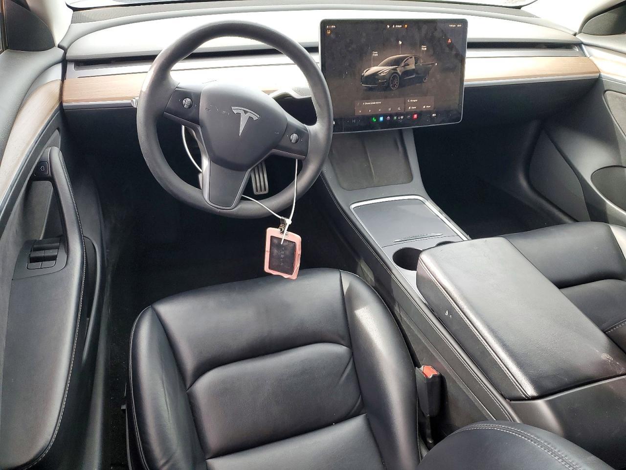 2022 Tesla Model 3 - zdjęcie 8