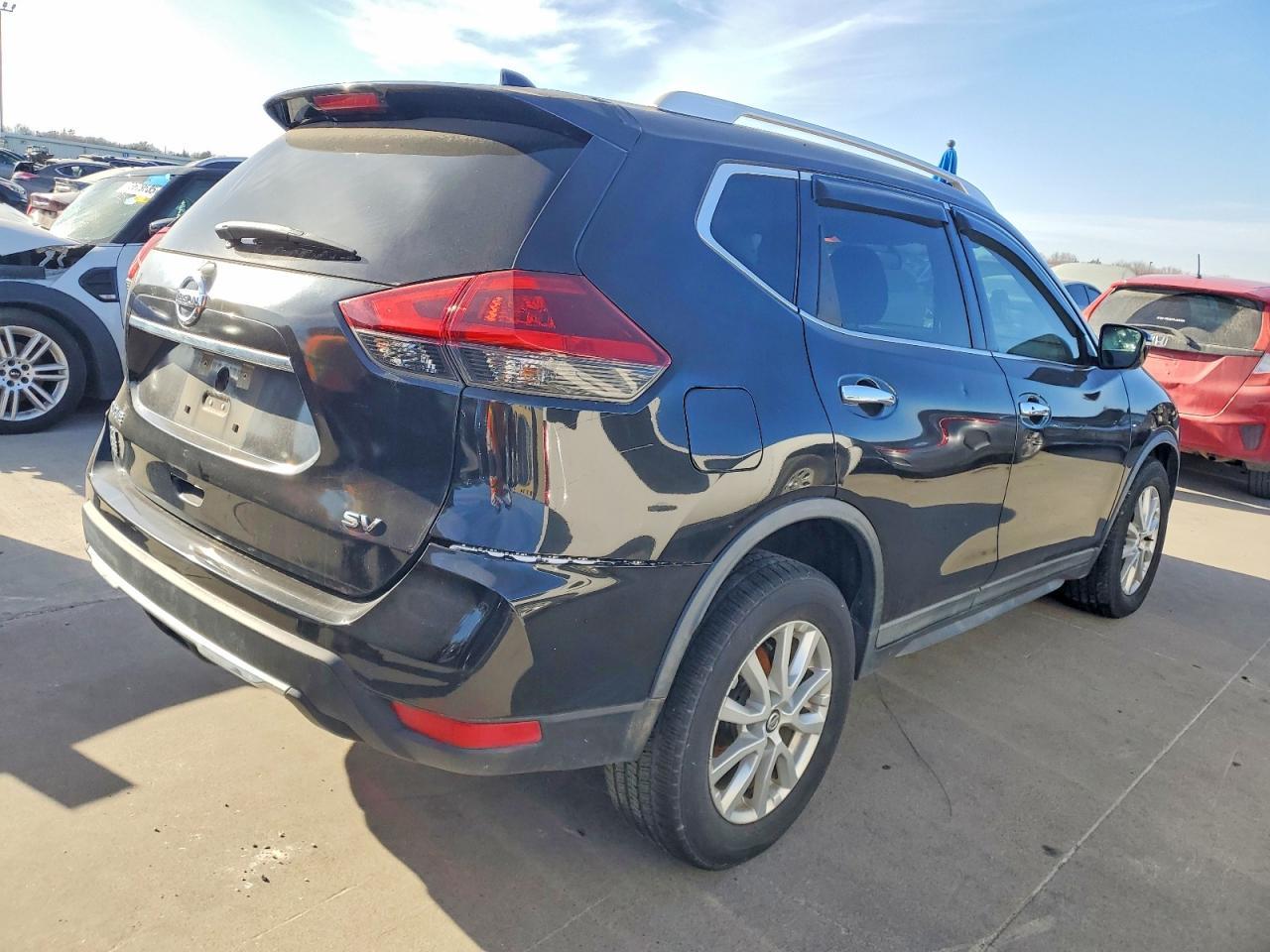 2018 Nissan Rogue S - zdjęcie 3