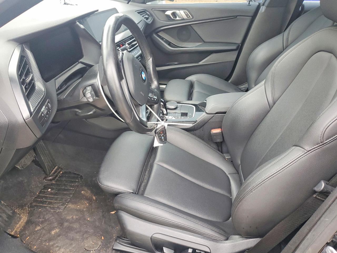 2022 BMW 228I - zdjęcie 7