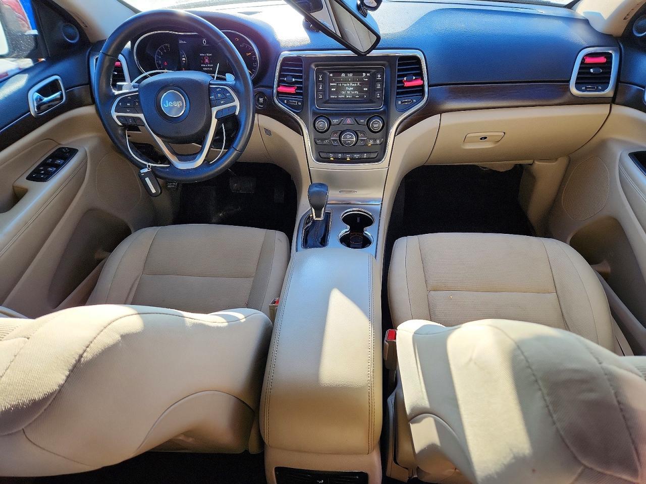2016 Jeep Grand Cherokee Laredo - zdjęcie 8