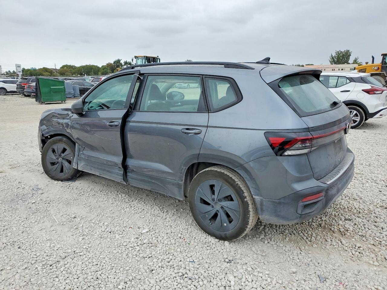 2025 Volkswagen Taos S - zdjęcie 2