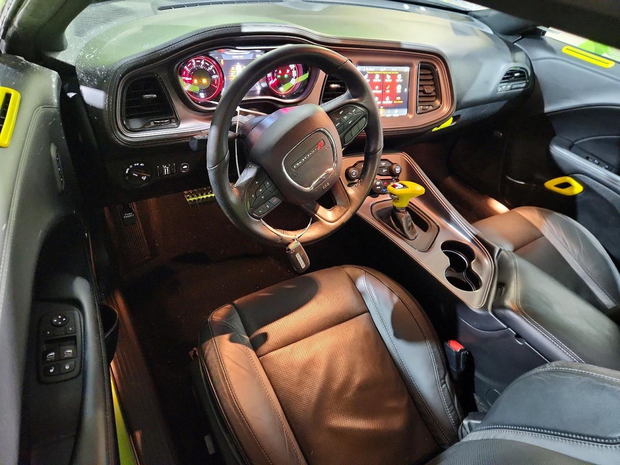 2023 Dodge Challenger Sxt - zdjęcie 8