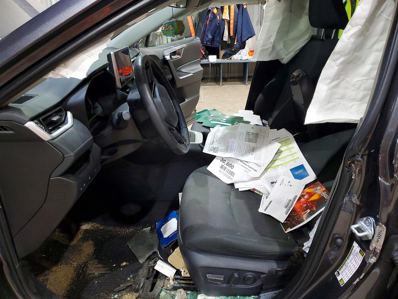 2024 Toyota Rav4 Xle - zdjęcie 7