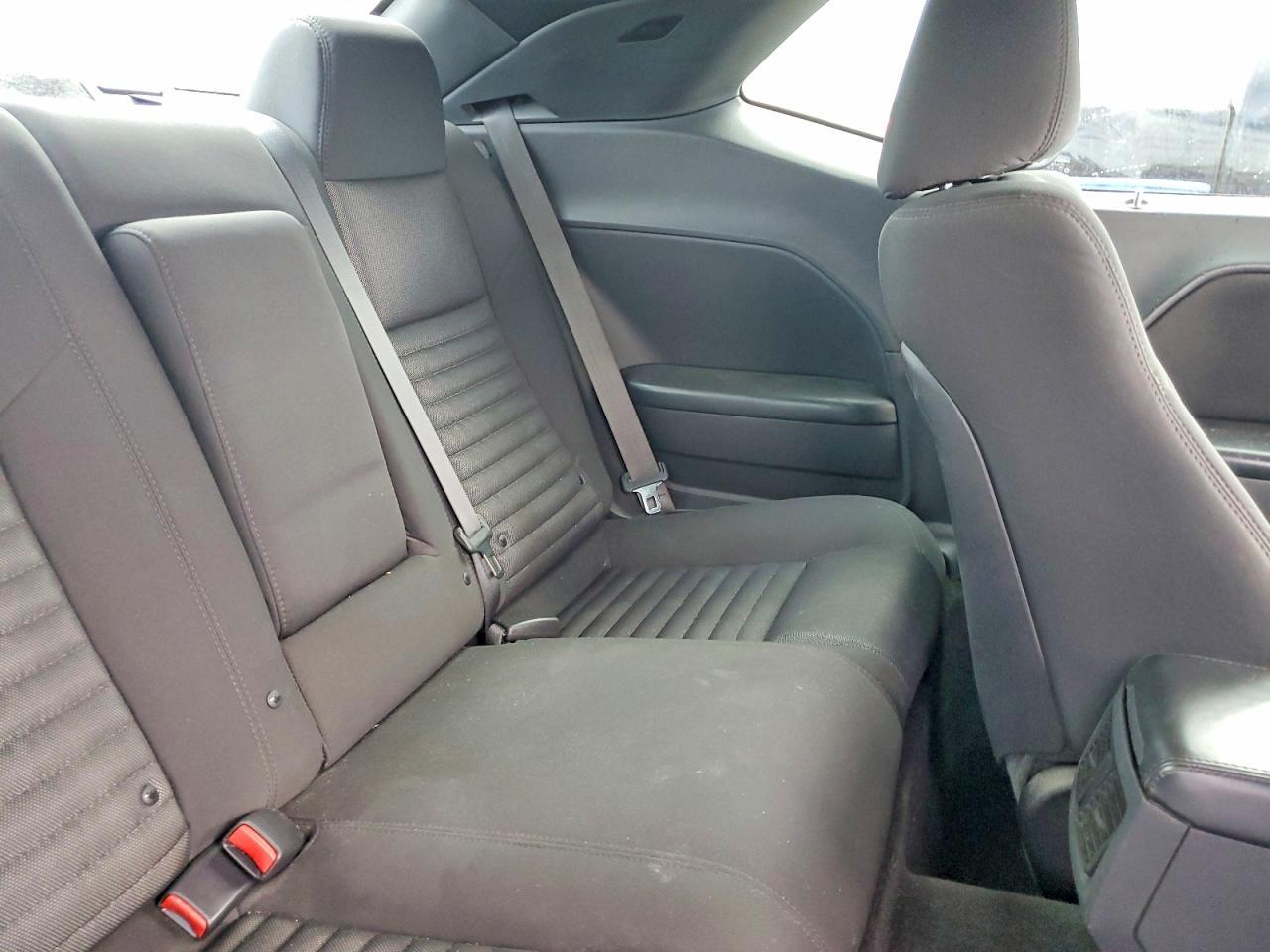 2014 Dodge Challenger Sxt - zdjęcie 10