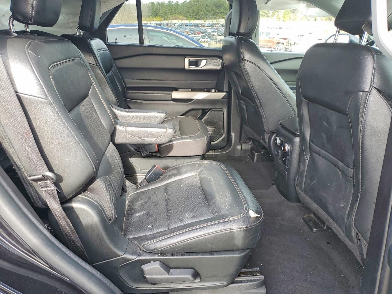 2022 Ford Explorer Limited - zdjęcie 11