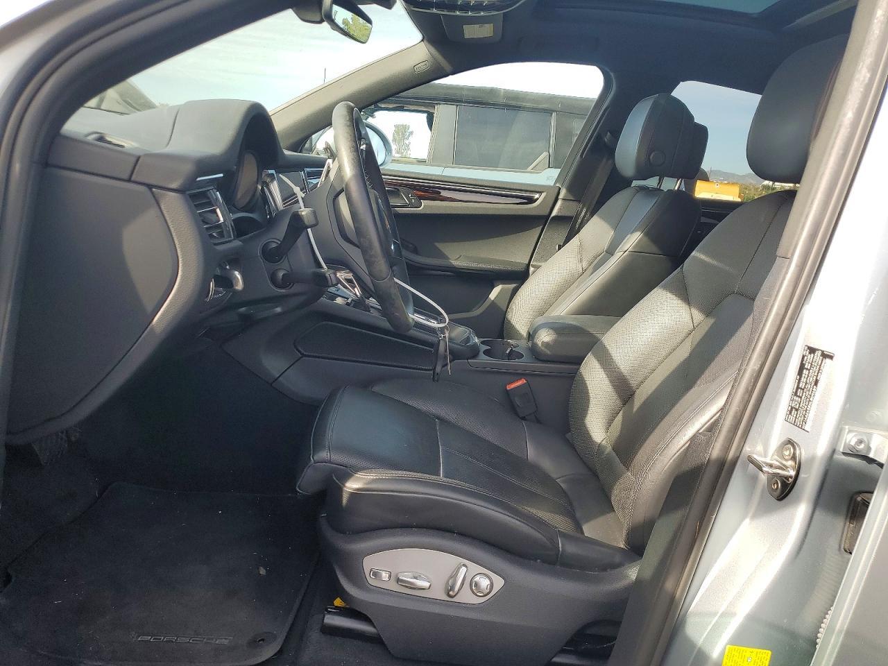 2022 Porsche Macan - zdjęcie 7