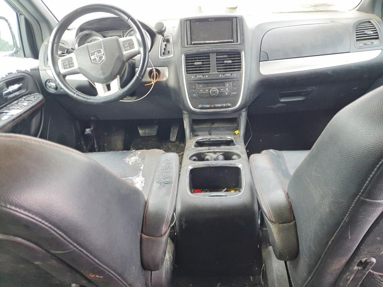 2016 Dodge Grand Caravan R/T - zdjęcie 8