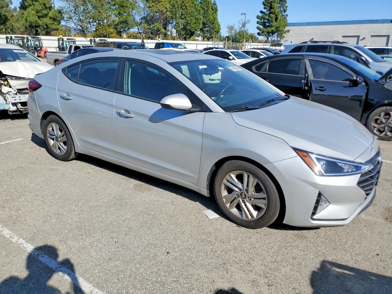 2020 Hyundai Elantra Sel - zdjęcie 4