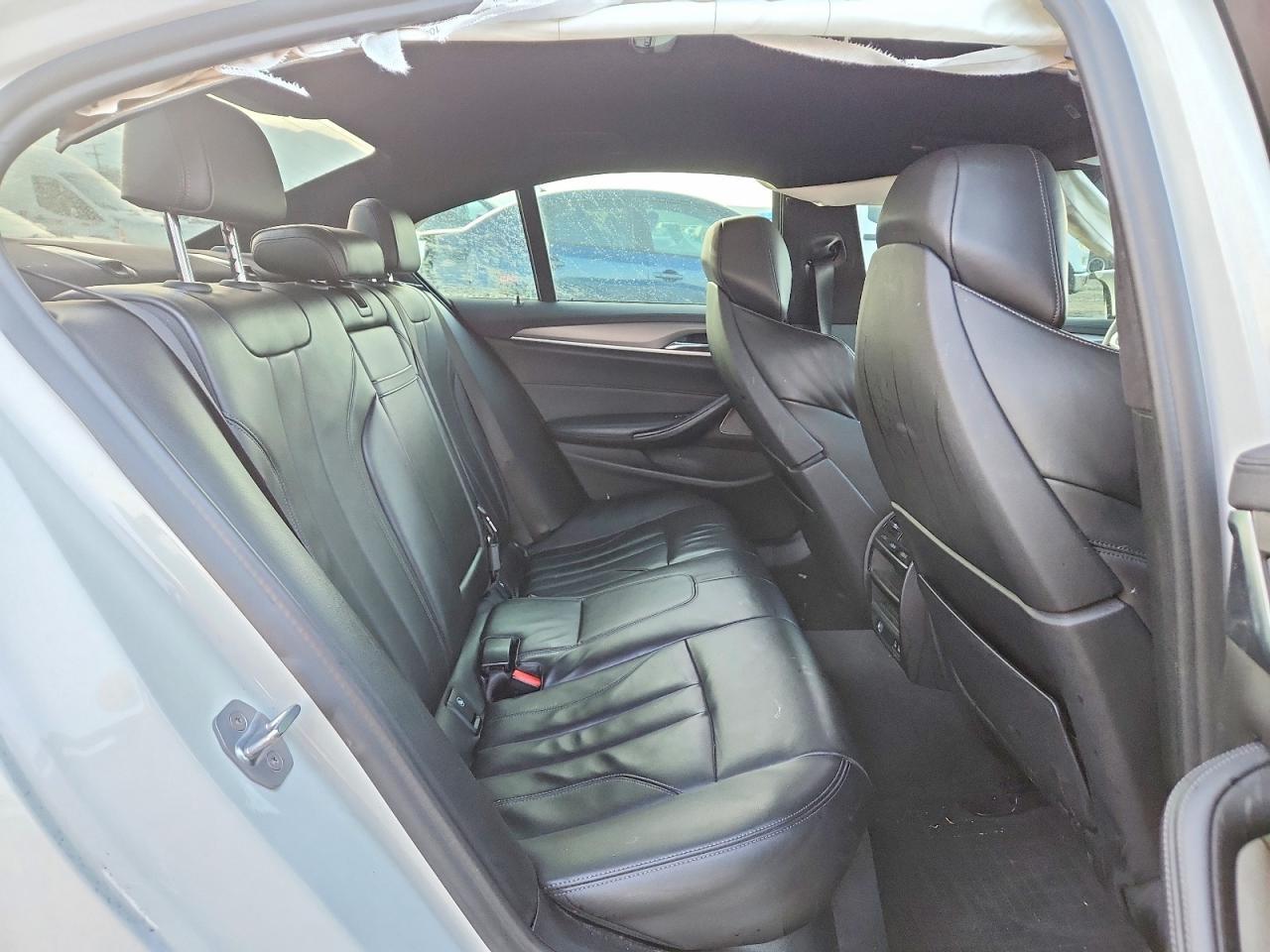 2020 BMW M5 Base - zdjęcie 10