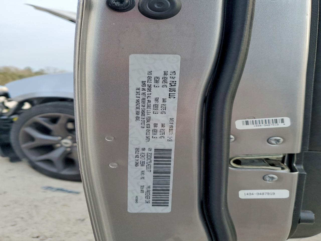 2018 Dodge Charger R/T - zdjęcie 13