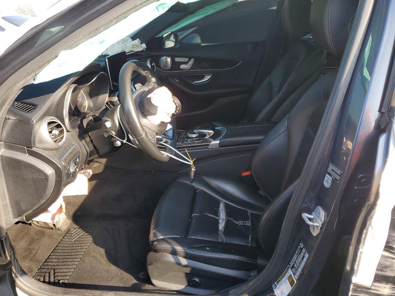 2015 Mercedes-Benz C 300 - zdjęcie 7