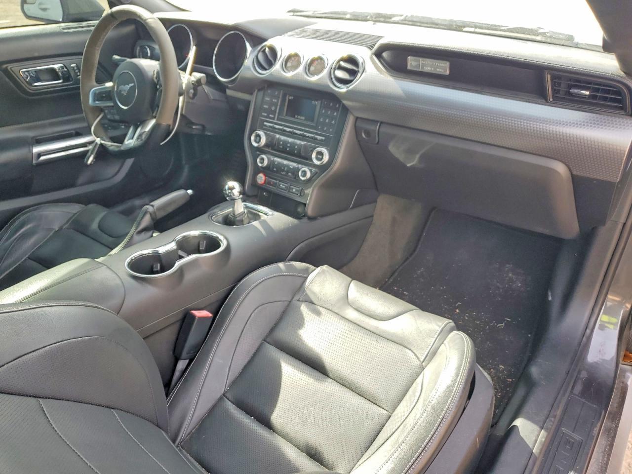 2017 Ford Mustang Gt - zdjęcie 8