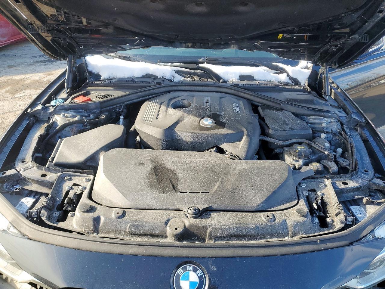 2017 BMW 330 Xi - zdjęcie 11