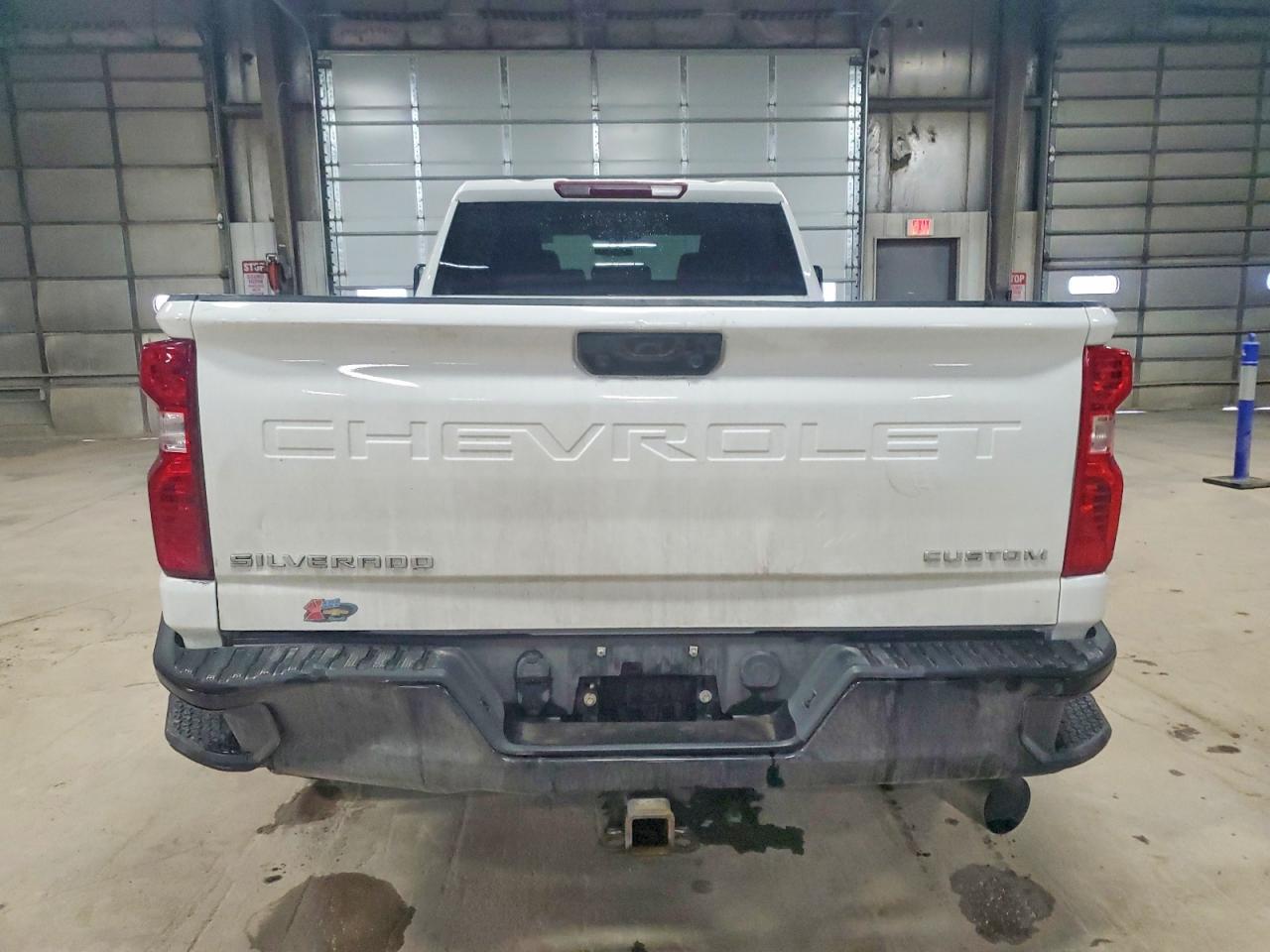 2022 Chevrolet Silverado K2500 Custom - zdjęcie 6