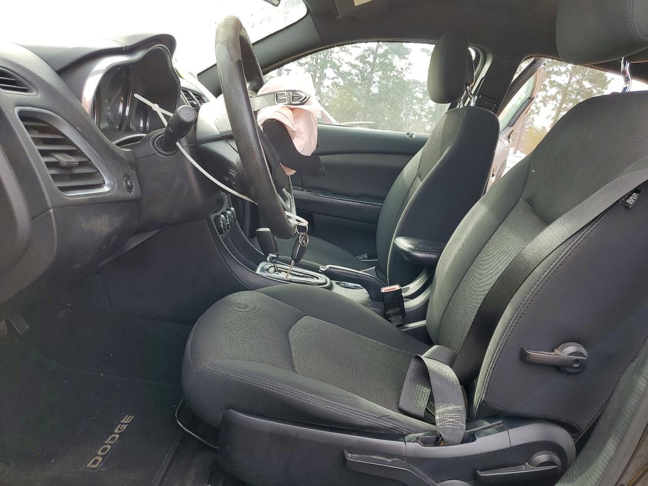 2014 Dodge Avenger Se - zdjęcie 7