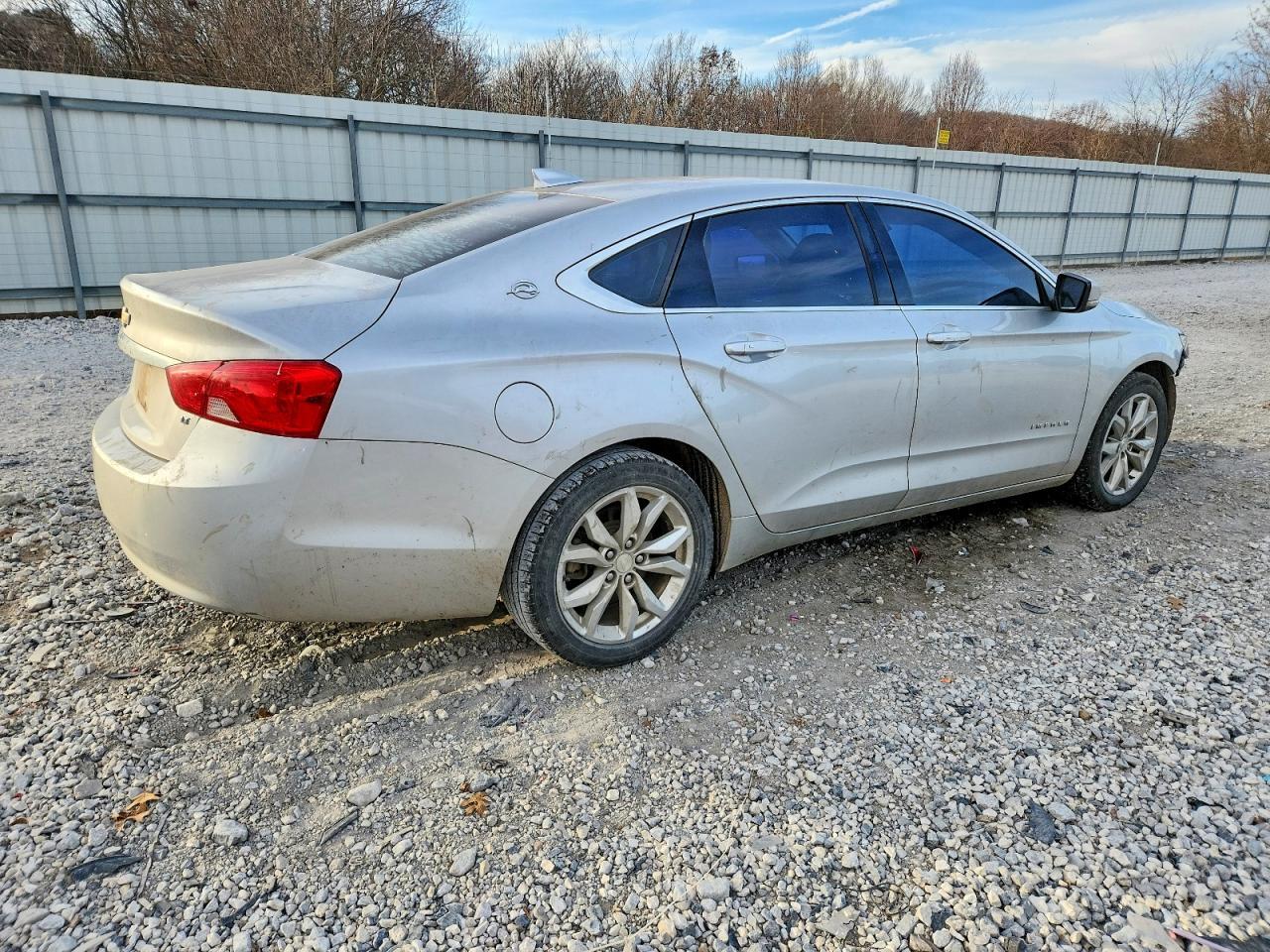 2019 Chevrolet Impala Lt - zdjęcie 3