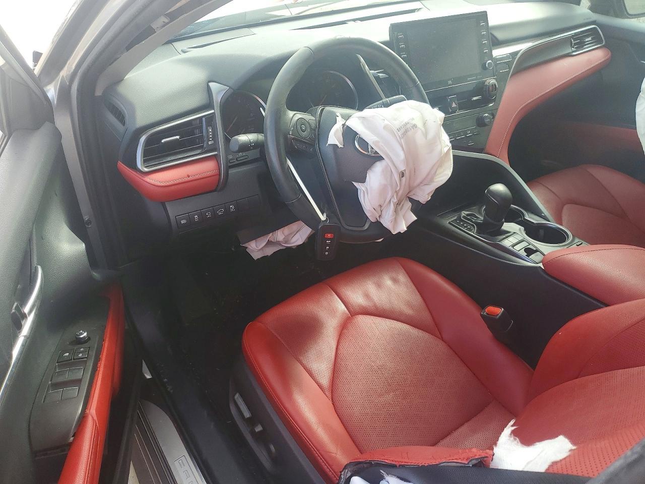 2024 Toyota Camry Xse V6 - zdjęcie 8