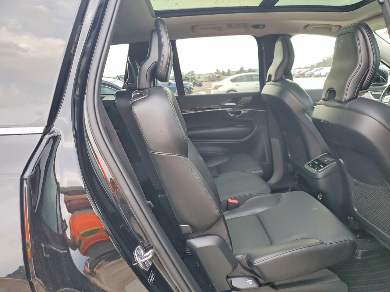 2019 Volvo Xc90 T5 Momentum - zdjęcie 10