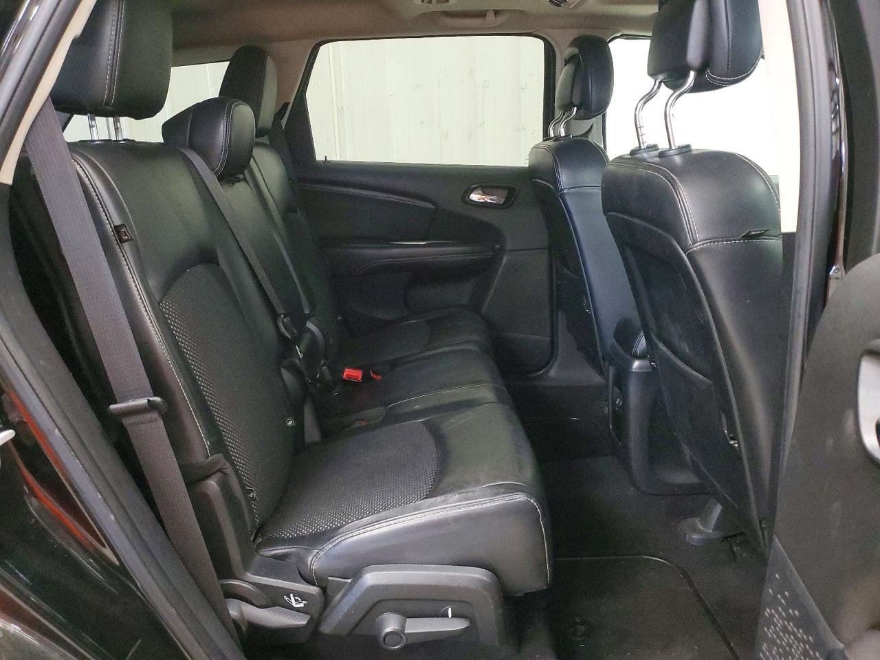 2020 Dodge Journey Crossroad - zdjęcie 11