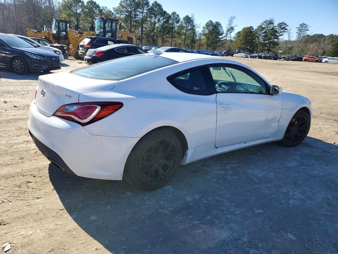 2013 Hyundai Genesis Coupe 2.0T - zdjęcie 3