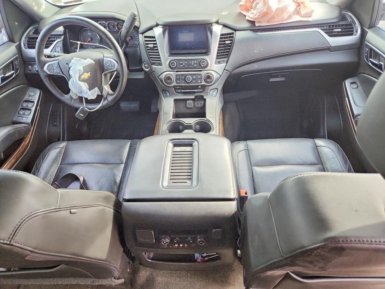 2016 Chevrolet Suburban K1500 Lt - zdjęcie 8