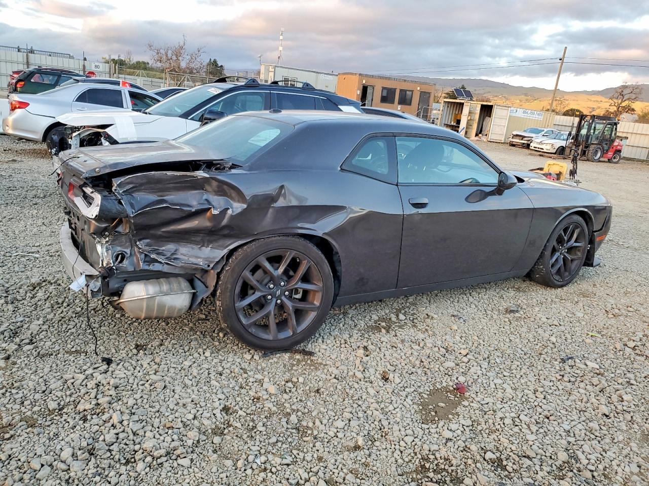 2021 Dodge Challenger Gt - zdjęcie 3
