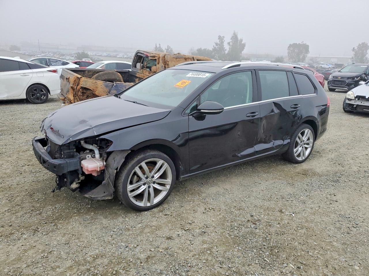 2015 Volkswagen Golf Sportwagen Tdi S - zdjęcie główne
