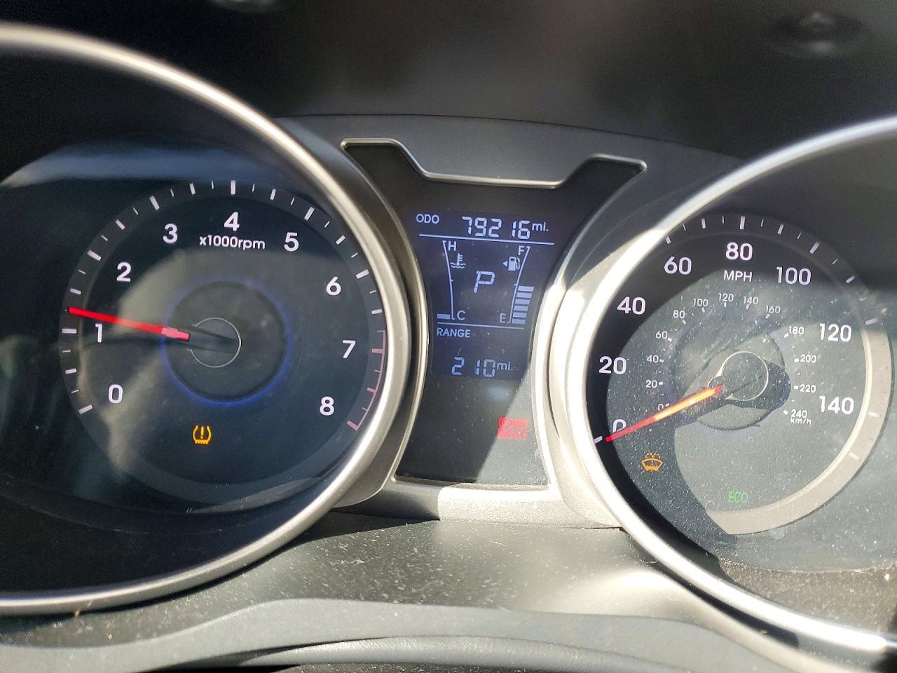 2015 Hyundai Veloster - zdjęcie 9