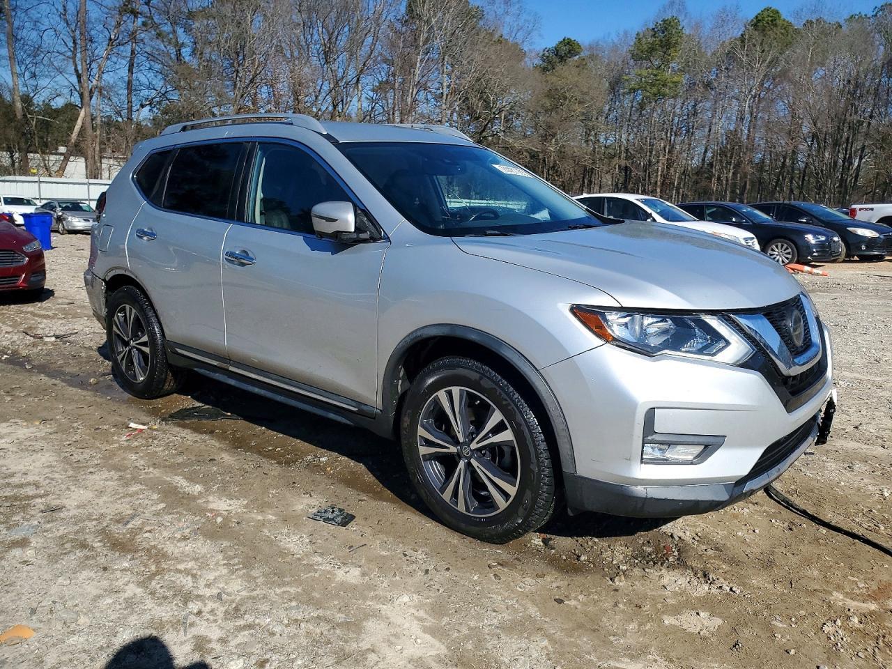 2018 Nissan Rogue Sl - zdjęcie 4